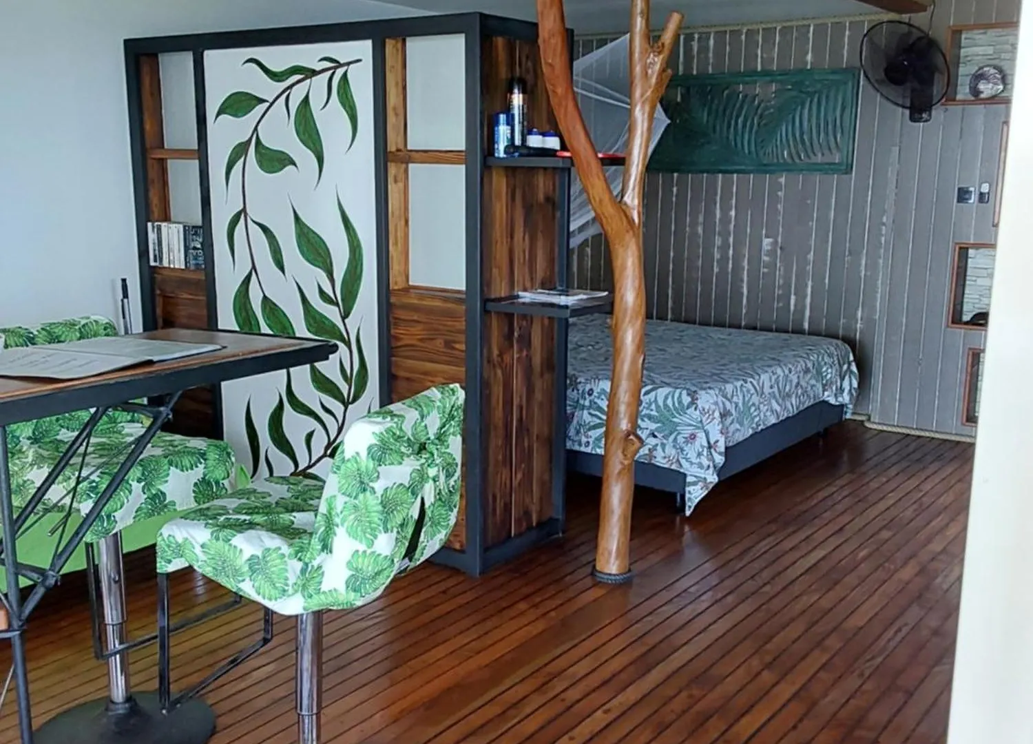 Bed and Breakfast Fare Mahi Mahi Uturoa Frühstückspension